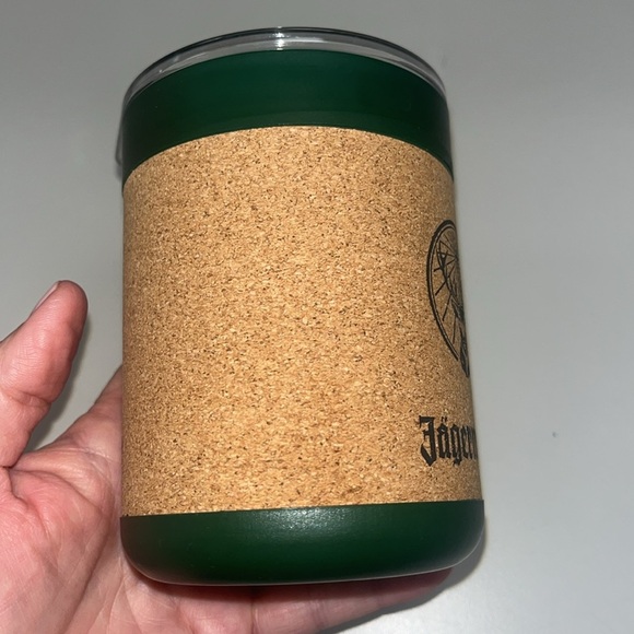 Jagermeister cork, plastic cup cooler with lid small green in color - Picture 3 of 8